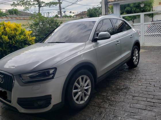 AUDI Q3 2.0 TFSI AMBITION QUATTRO 4P GASOLINA S TRONIC